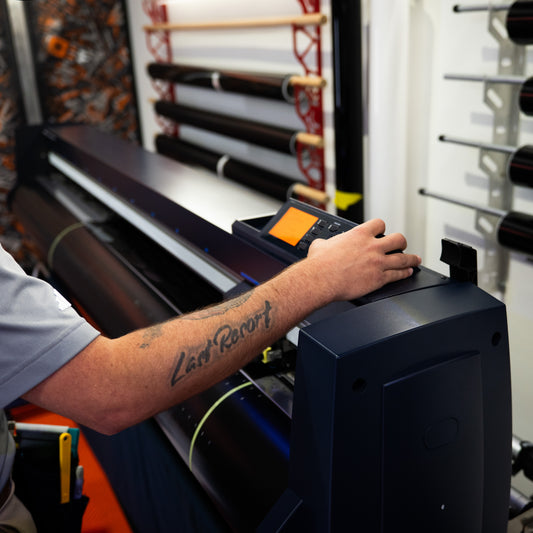 Graphtec FC9000-100 42" Plotter